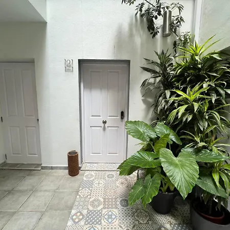 Apartment Eclectic 2br With Shared Terrace Perfect Getaway